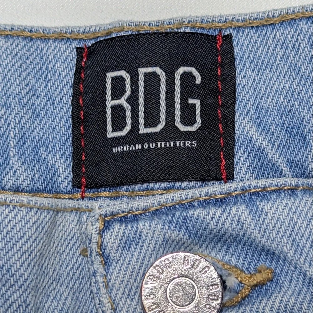 BDG Urban Outfitters High & Wide Jeans Size 32 Light Wash Wide Leg‎ High Rise